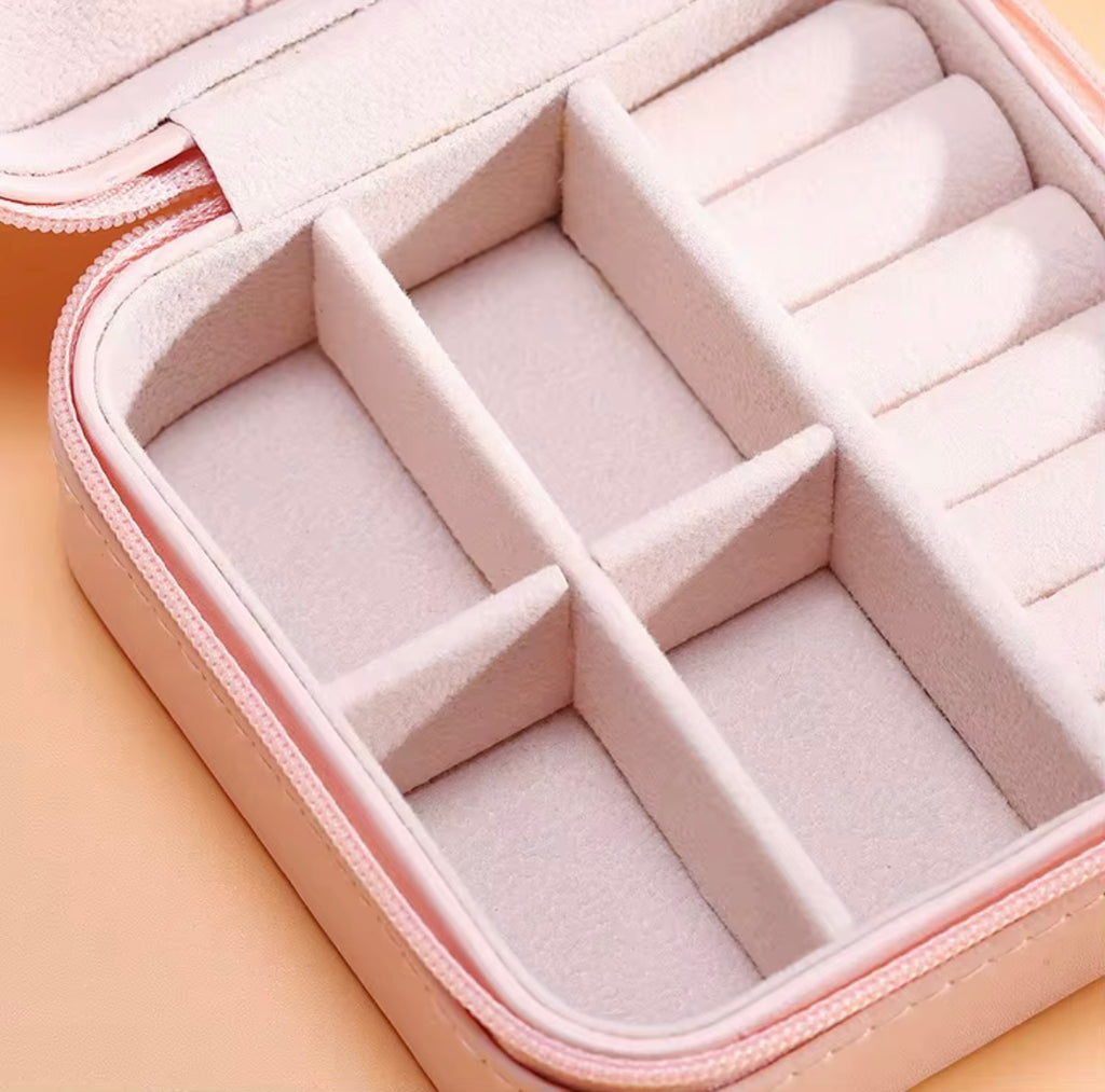Portable Jewelry Organizer